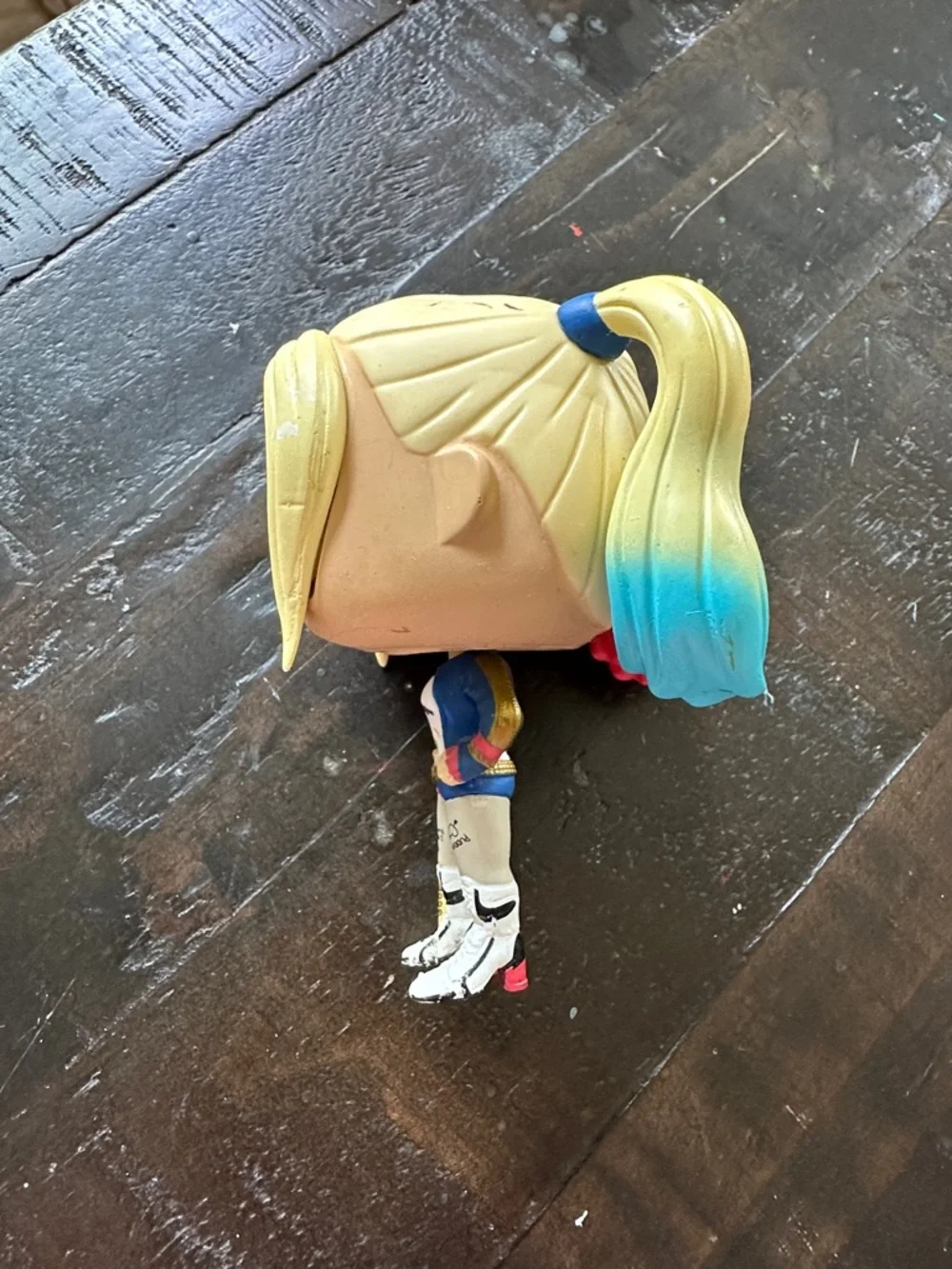 Harley Quinn Pop! Vinyl Figure - Blonde with Red & Blue Tips